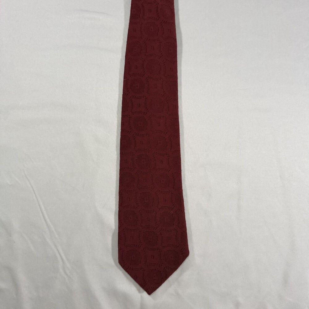 Vintage Sears The Men's Store Burgundy Geometric Knit Tie 56.5" Long 3.75" Wide